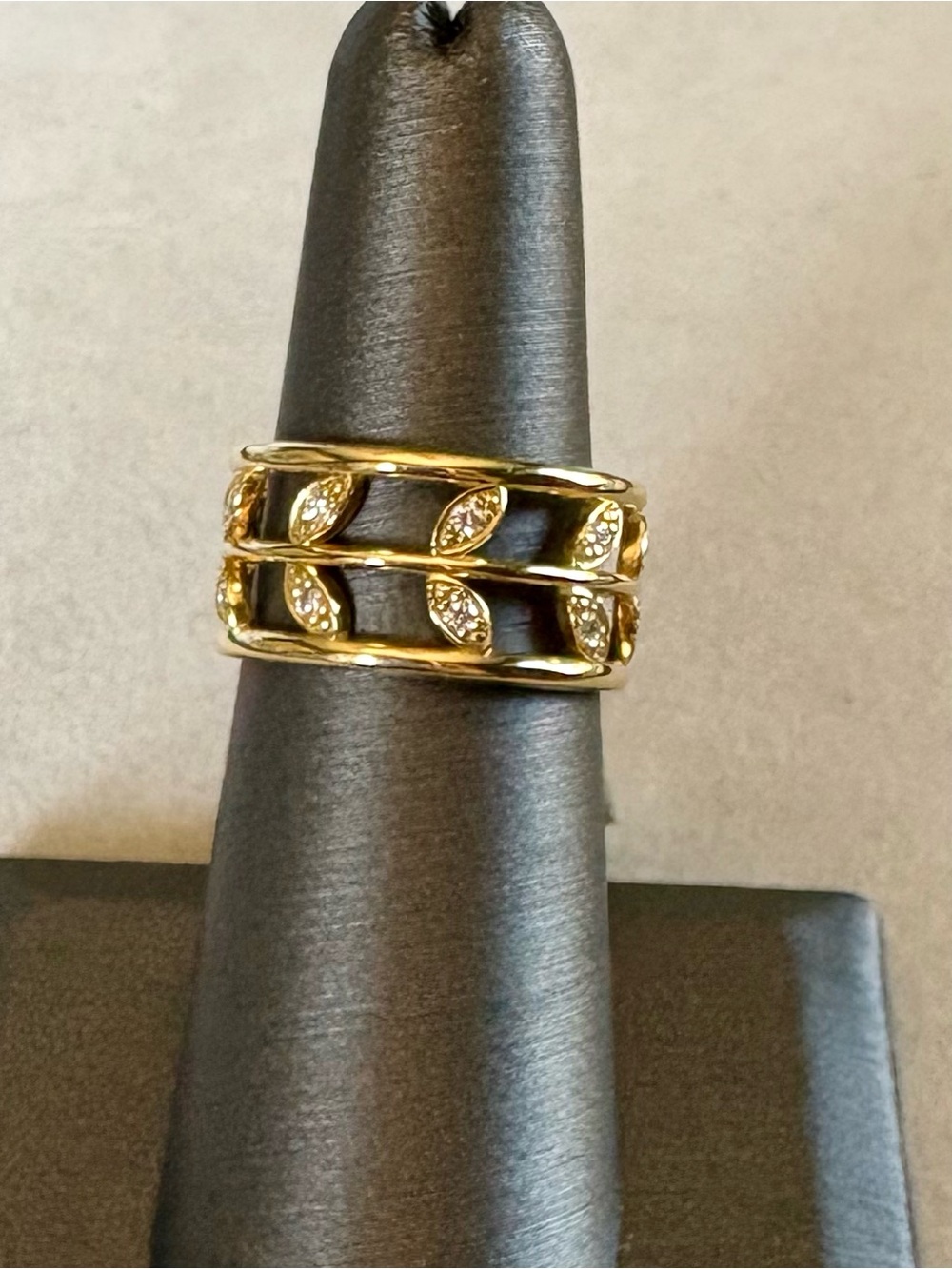 Temple St Clair 18K Gold Diamond Vine Band Ring